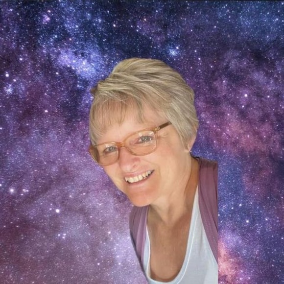 Meet your Posher, Susan - Picture 1 of 1